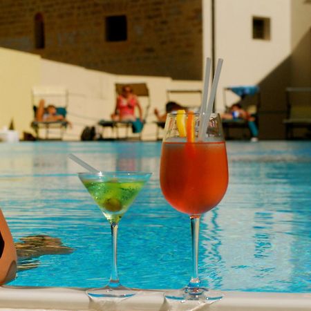 Mahara Hotel & Wellness マツァーラ・デル・ヴァッロ エクステリア 写真